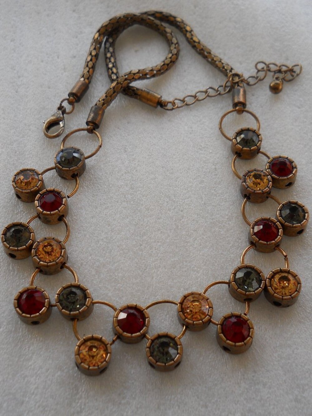 Rhinestone Bib Necklace    1125